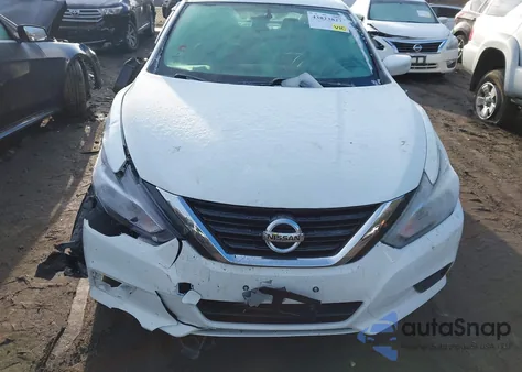 2017 Nissan Altima 2.5 S z USA, uszkodzony, nr VIN 1N4AL3AP1HC248220